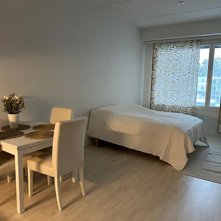 Apartmán Tilava Yksioe Isolla Lasitetulla Parvekkeella Helsinky